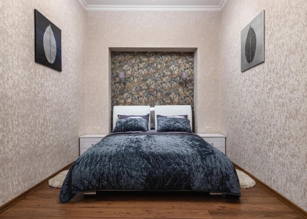 Historic Apartment Sofia In The Old Town Lviv Extérieur photo