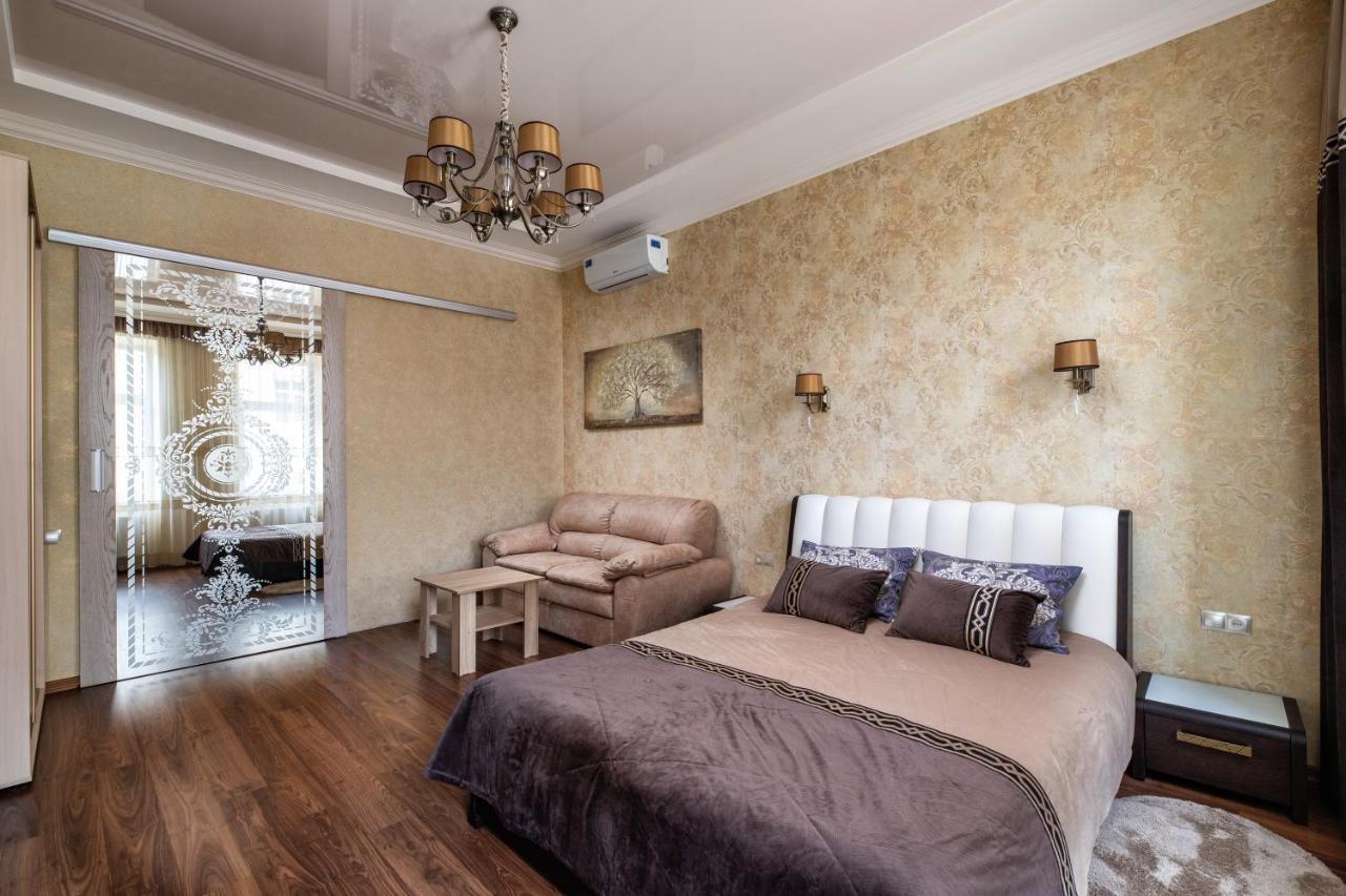 Historic Apartment Sofia In The Old Town Lviv Extérieur photo