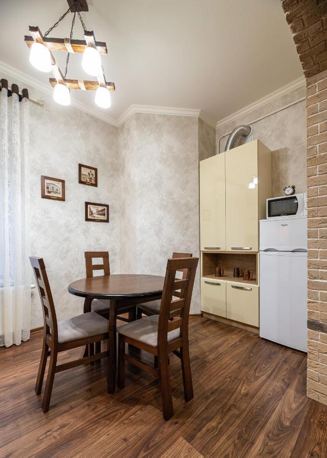 Historic Apartment Sofia In The Old Town Lviv Extérieur photo