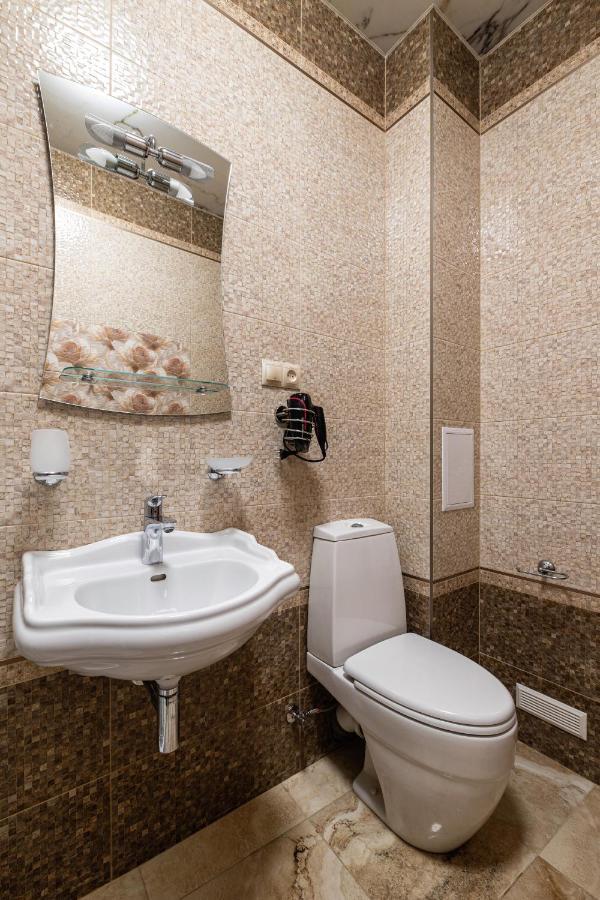 Historic Apartment Sofia In The Old Town Lviv Extérieur photo